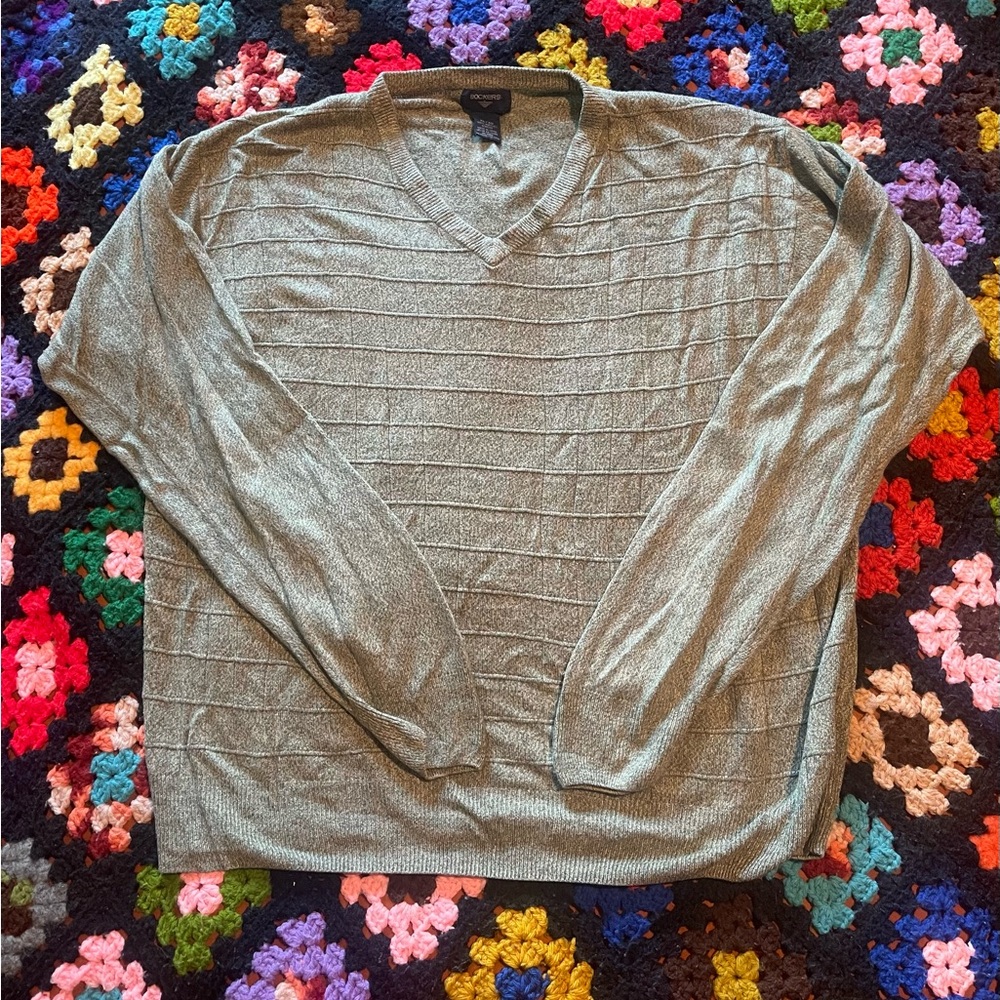 Dockers Men's Light Gray V-Neck Sweater